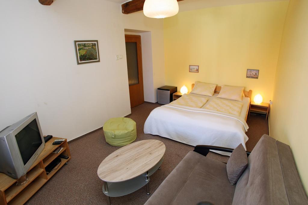 Family Hotell Domažlice Exteriör bild