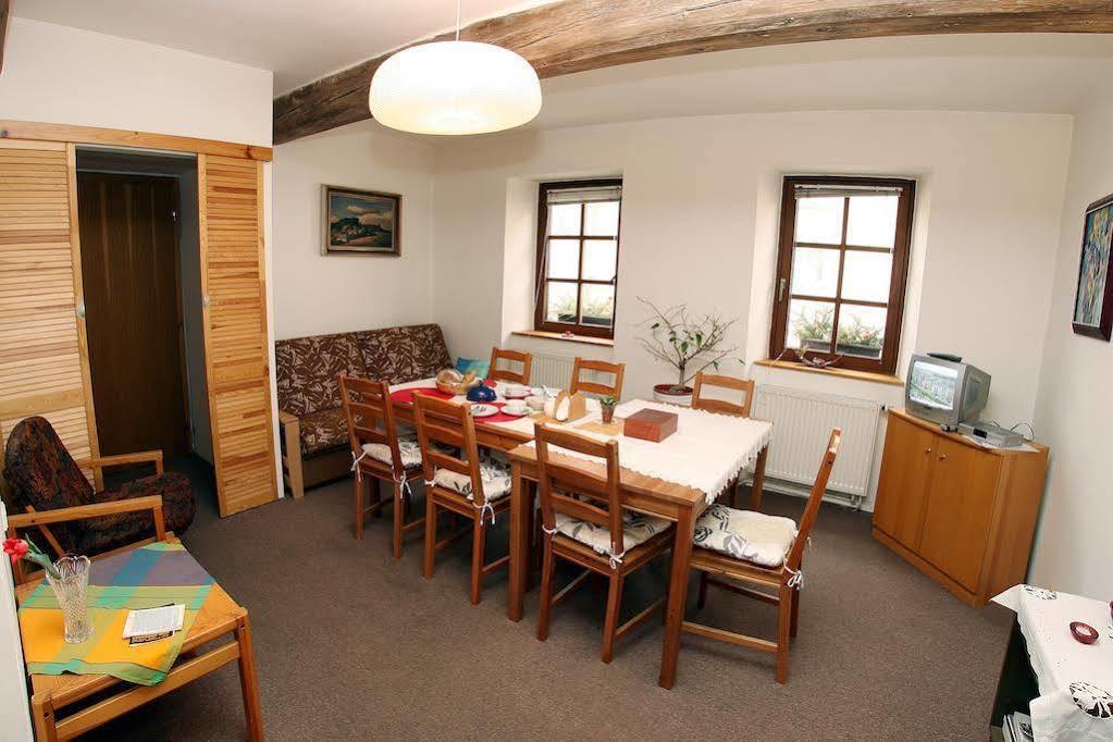 Family Hotell Domažlice Exteriör bild